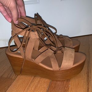 Steve Madden Lace Up Cognac Wedges Sz 8/8.5